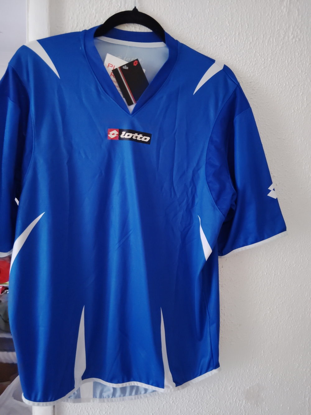 LOTTO Men's Bright Blue Italy Soccer Jersey with White Accents